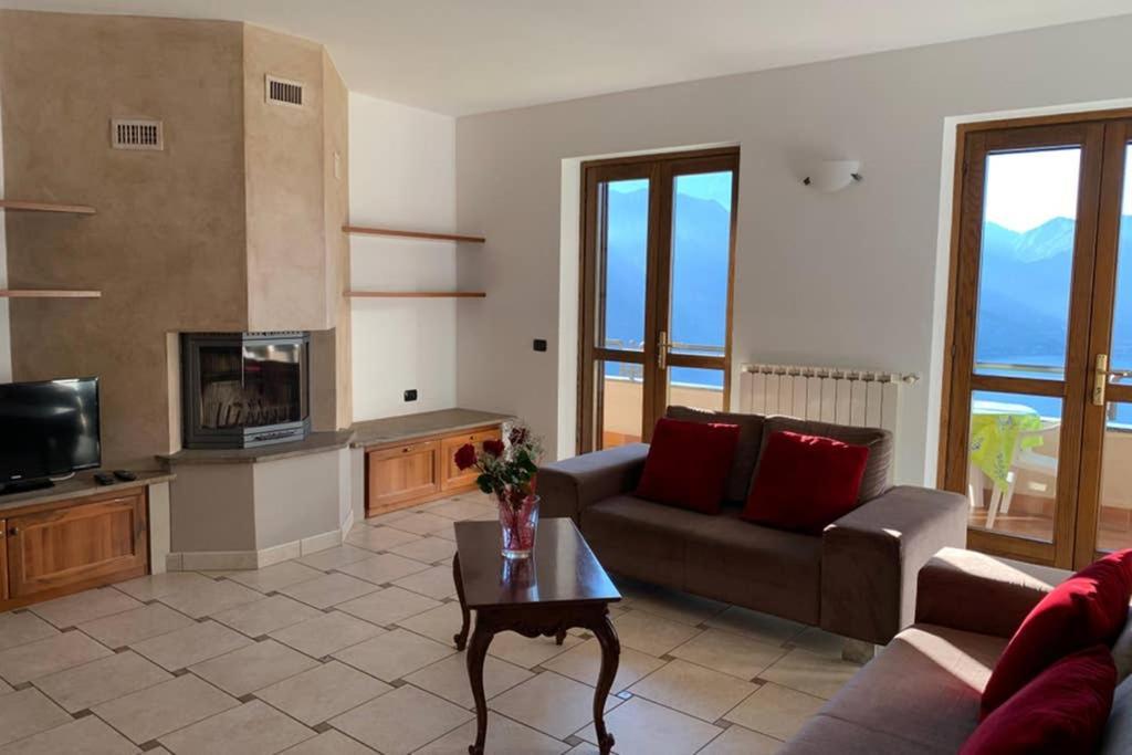 Cozy House On Iseo Lake 丰泰诺 外观 照片
