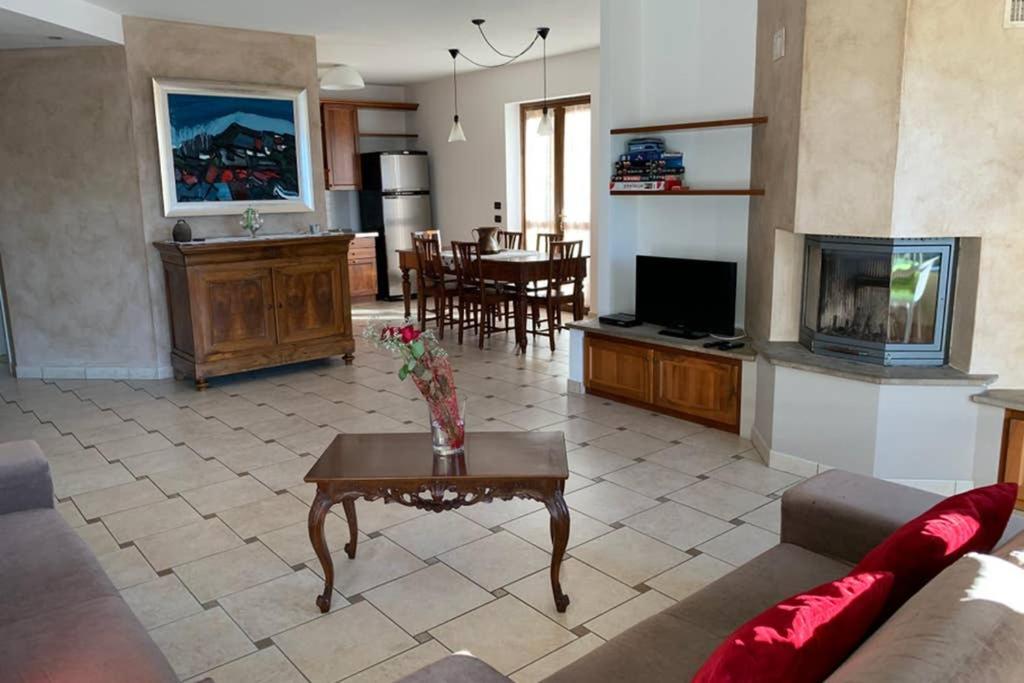 Cozy House On Iseo Lake 丰泰诺 外观 照片